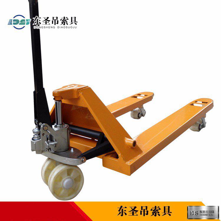 怎樣判斷液壓叉車存在漏油現象